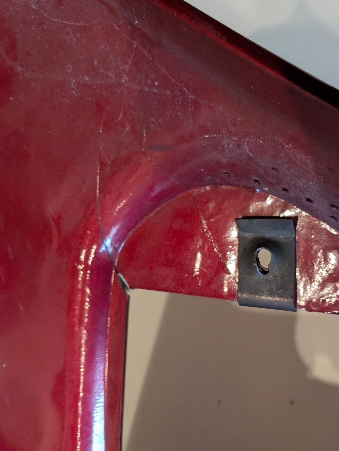 Yamaha GTS1000A 4BH Seitenverkleidung links rot 4BH-2835J-00, gebraucht