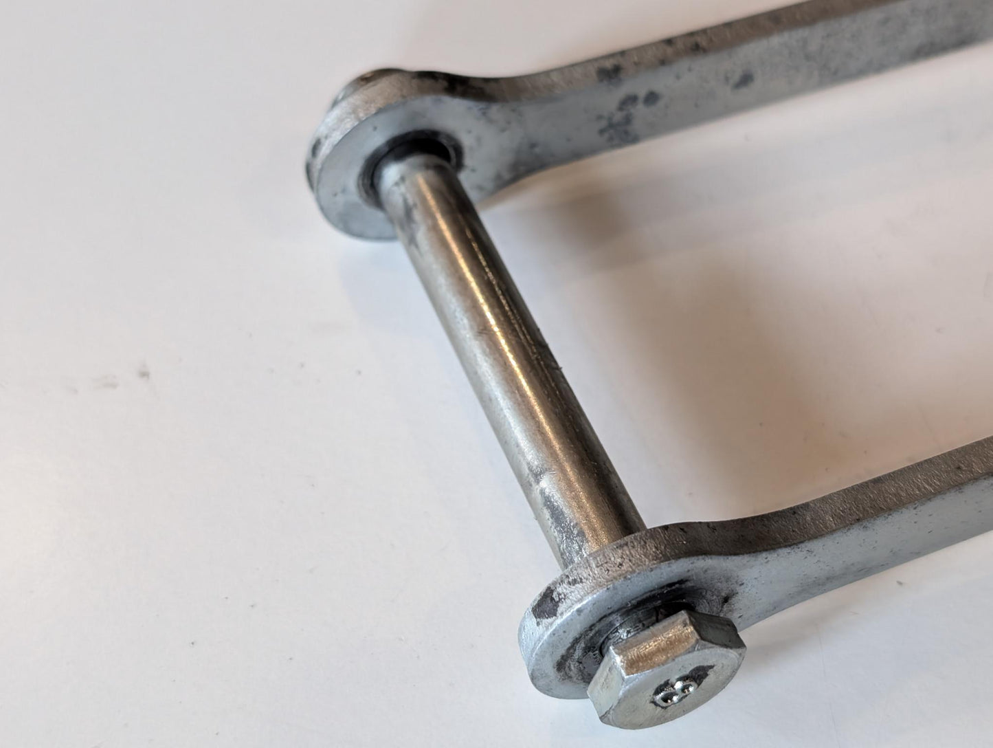 Yamaha GTS1000A 4BH Federbeinumlenkung 4BH-2217A-00 gebraucht