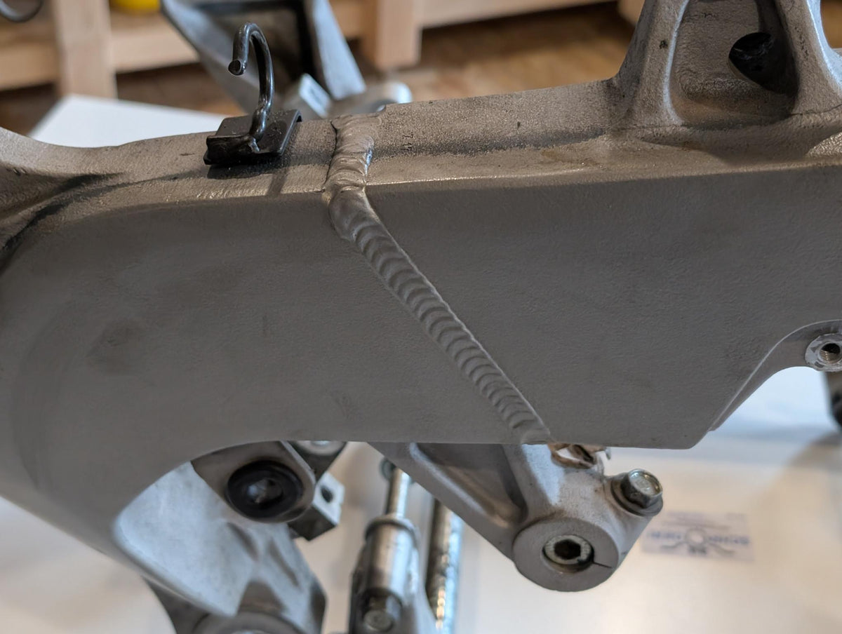 Yamaha GTS1000A 4BH Hauptrahmen Omega Chassis 4BH-21110-00 mit Zulassungsbescheinigung Teil I und II gebraucht