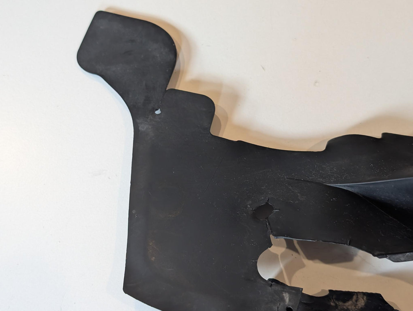 Yamaha GTS1000A 4BH Platte Schutzgummi Abdeckung links 4BH-28396-00 gebraucht