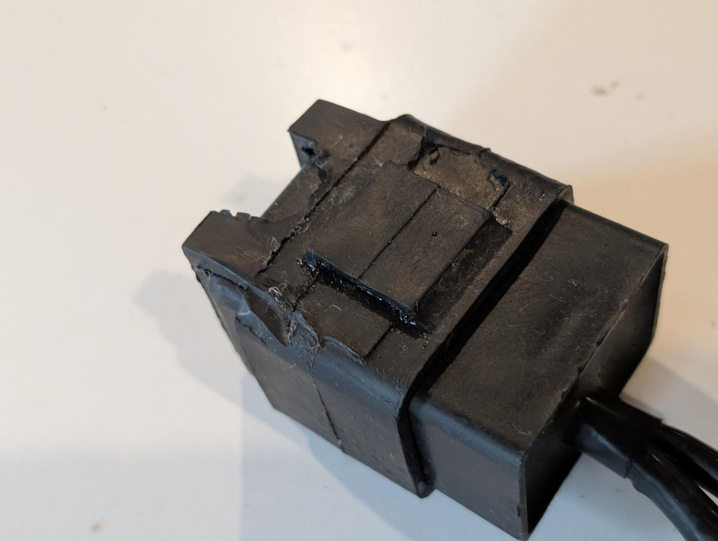 Yamaha DT175MX 2K4 CDI Zündbox mit Gummihalter, gebraucht