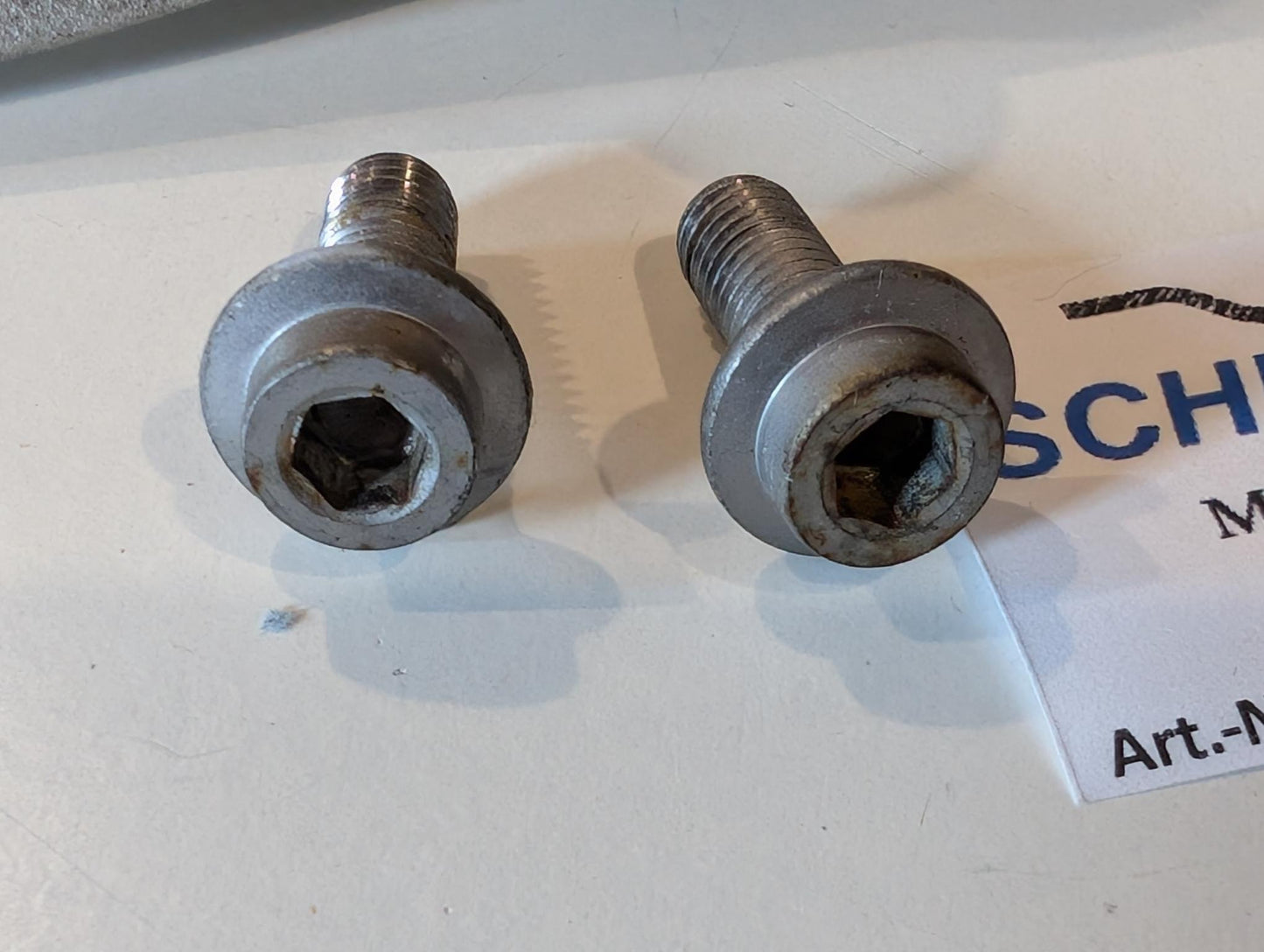 Yamaha XT600E 3TB 3UW Fussrastenhalter Konsole rechts 3TB-2742L-00, gebraucht