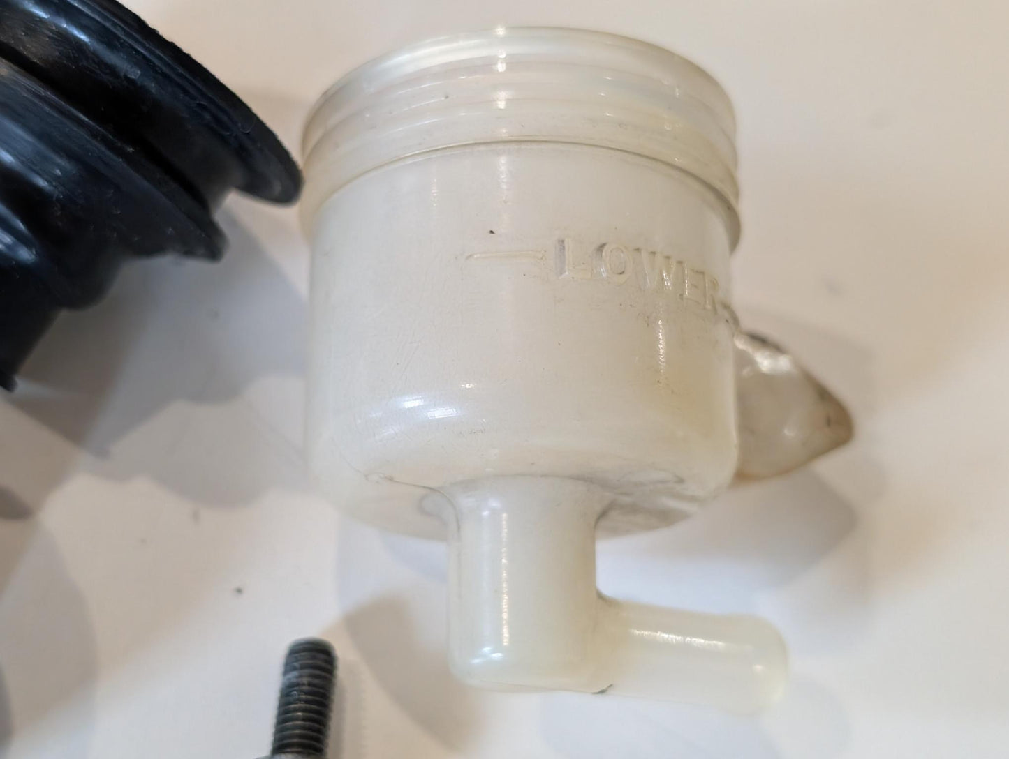 Yamaha XT600E 3TB 3UW Bremsflüssigkeitsbehälter komplett 47X-25894-00 Hinterradbremse Fussbremse 3AJ-25888-00 2KF-25852-00 gebraucht