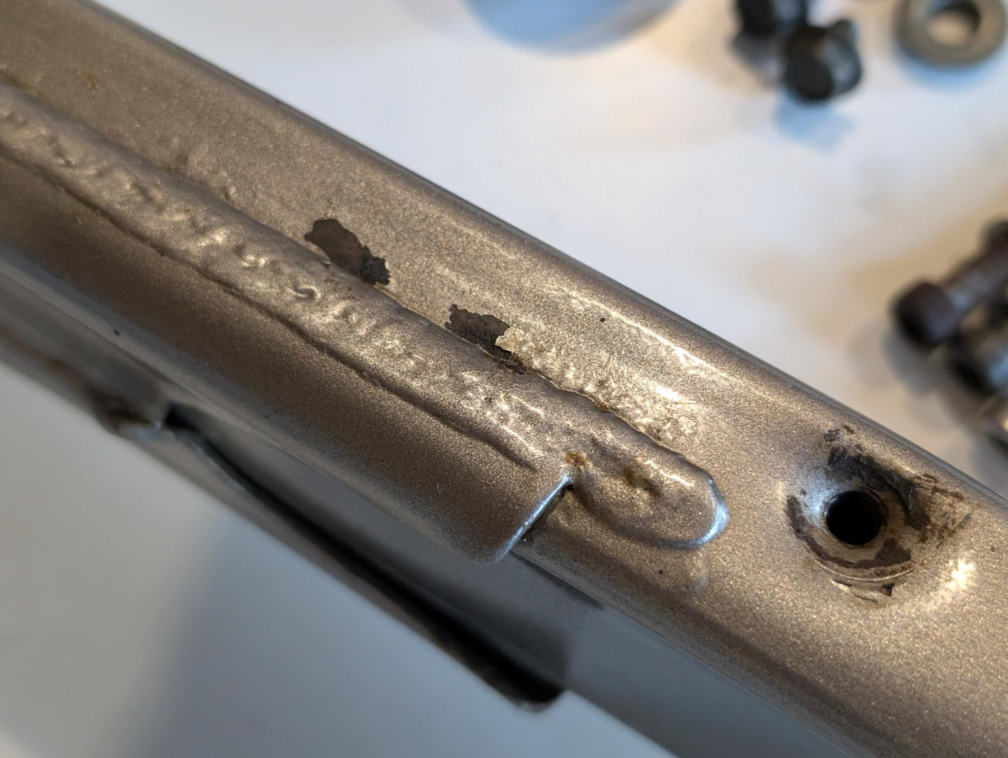 Yamaha XT600E 3TB 3UW Hinterradschwinge Hinterradführung 3TB-22110-01 mit Lager Buchsen Staubdeckeln gebraucht