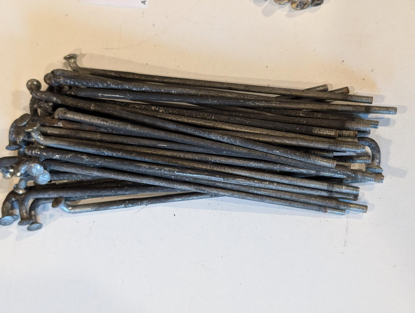 Yamaha XT600E 3TB 3UW Speichensatz Hinterrad 3TB-25304-00 hinten 36 Speichen und Nippel gebraucht