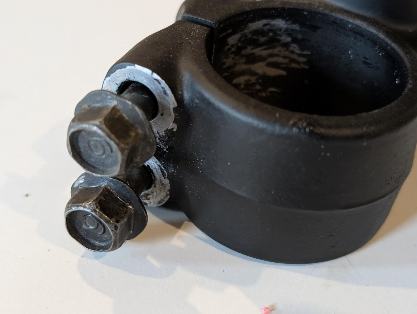 Yamaha XT600 43F Lenkerkrone 34L-23435-00-98 Schraube 90105-14102 gebraucht