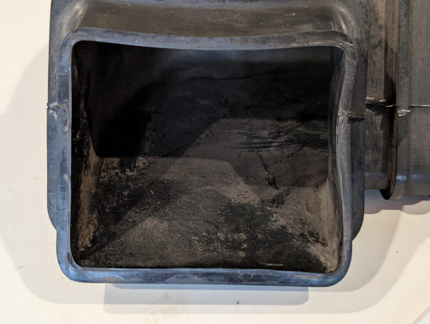 Yamaha XT600 43F Luftfilterkasten Ansaugstutzen 34L-14437-00 Ansaughaube Kanal gebraucht