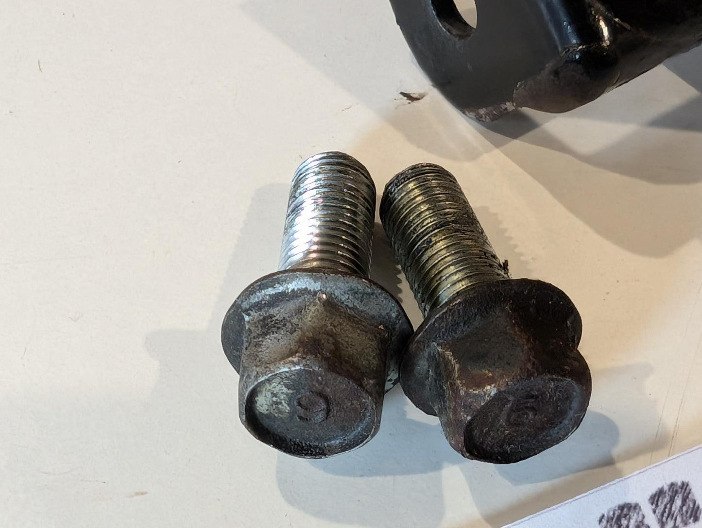 Yamaha XT600Z 3AJ Fussrastenhalter Konsole vorne links 34L-27412-00 gebraucht