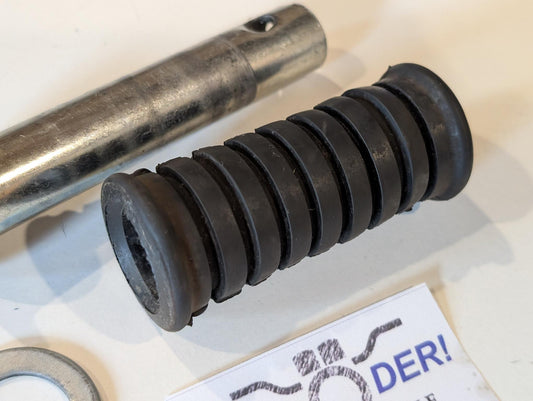 Yamaha XT600Z 3AJ Fussraste hinten links 120-27431-00 2KF-27437-00 120-27433-00 gebraucht