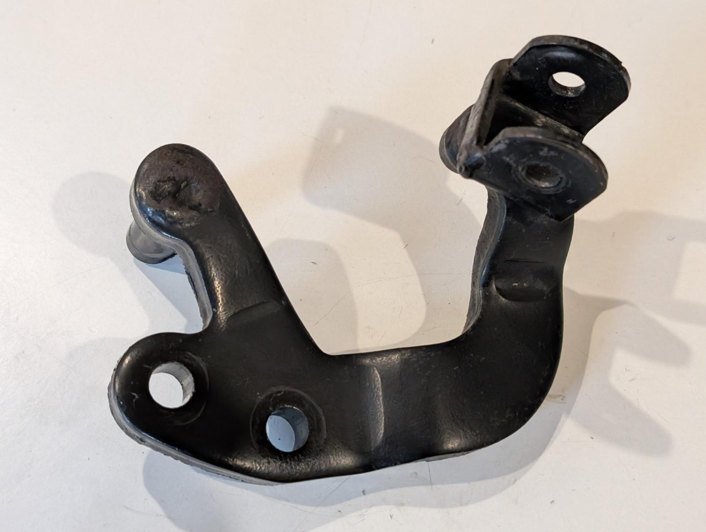 Yamaha XT600Z 3AJ Fussrastenhalter Halter Bremshebel vorne rechts 2KF-27442-00 mit Schauben gebraucht
