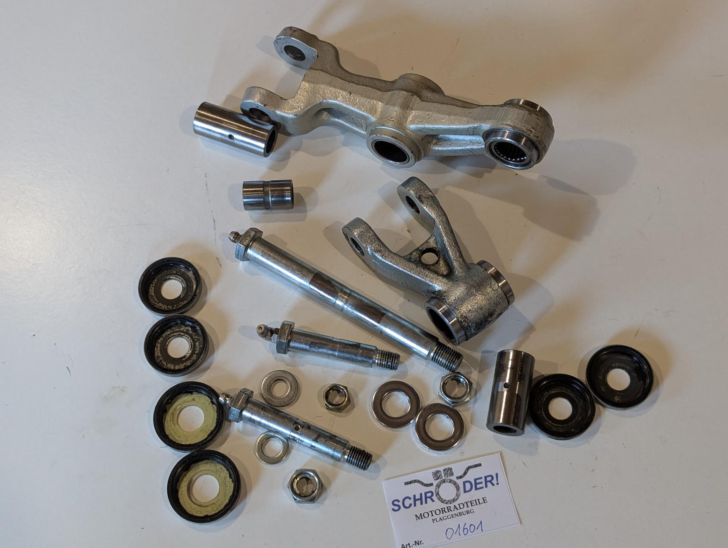 Yamaha XT600Z 3AJ Umlenkung Verbindungsarm 34L-2217A-00 Hebel 34L-2217F-00 Federbein Stoßdämpfer an Hinterradschwinge Schrauben 90109-10759 90109-10760 gebraucht