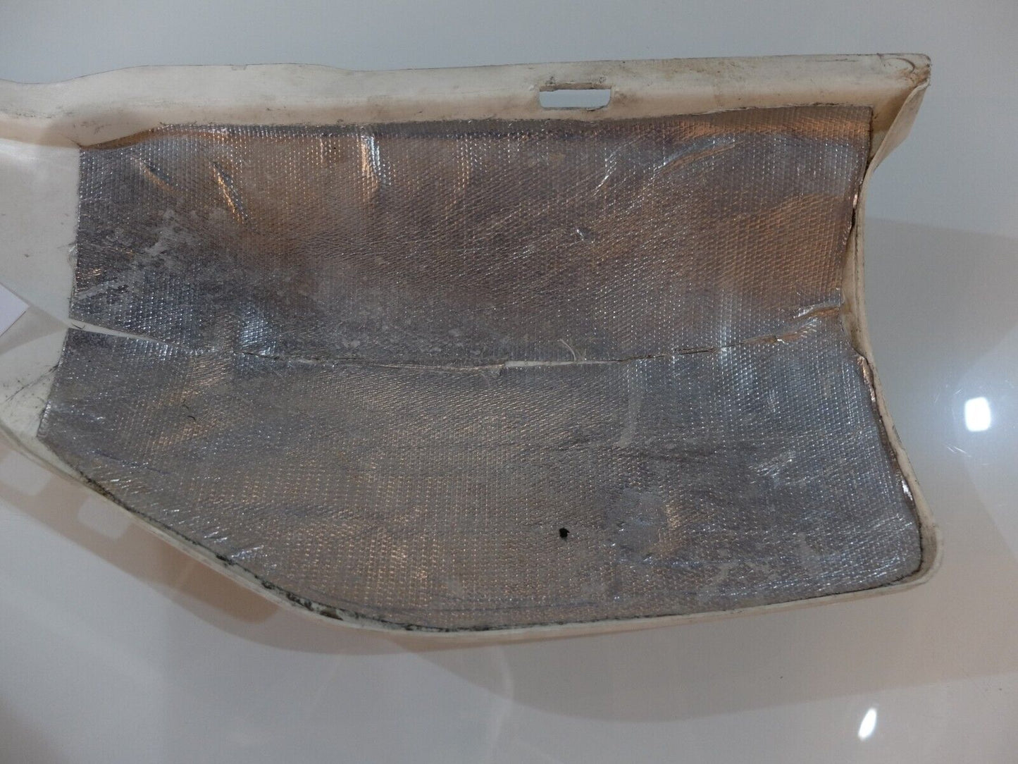 Yamaha XT600 2KF 2NF Original Seitendeckel rechts weiß-rot, gebraucht