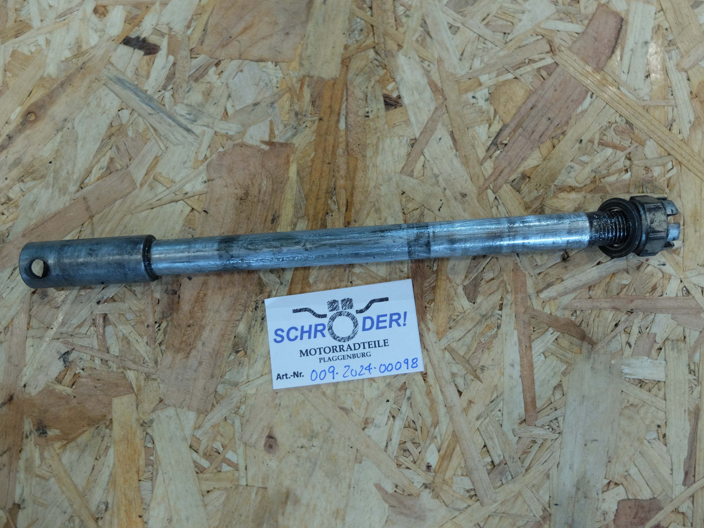 Yamaha XT600 2KF 2NF Vorderradachse mit Scheibe und Mutter gebraucht