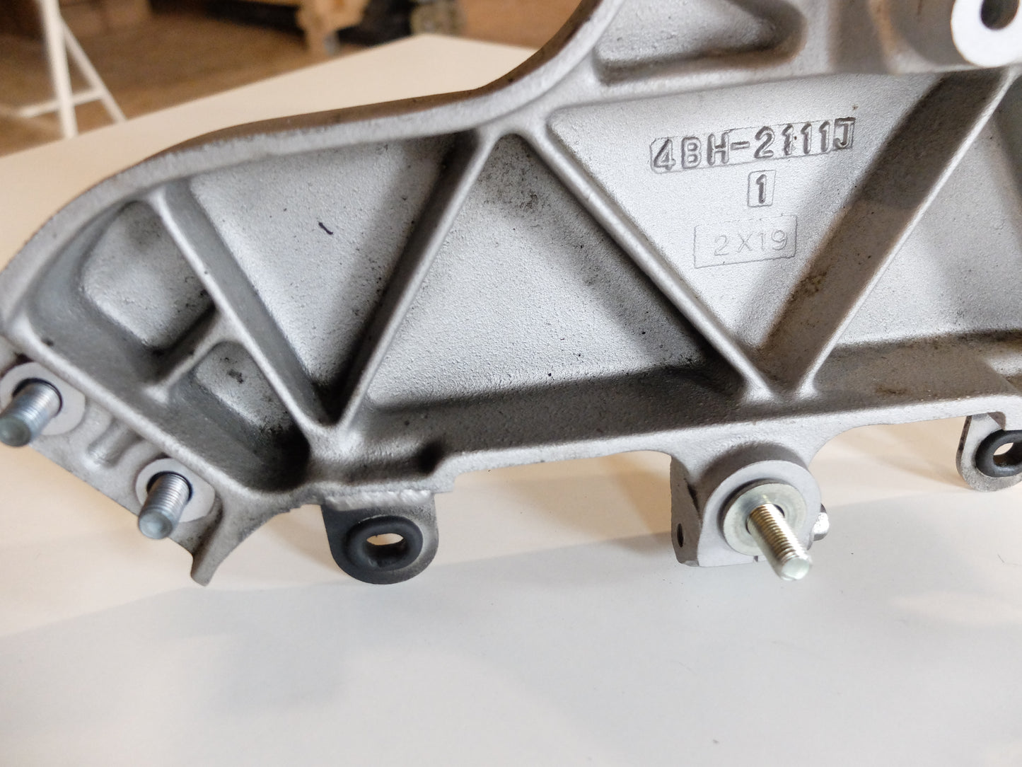 Yamaha GTS1000A 4BH Seitliches Rahmenteil rechts 4BH-21102-00