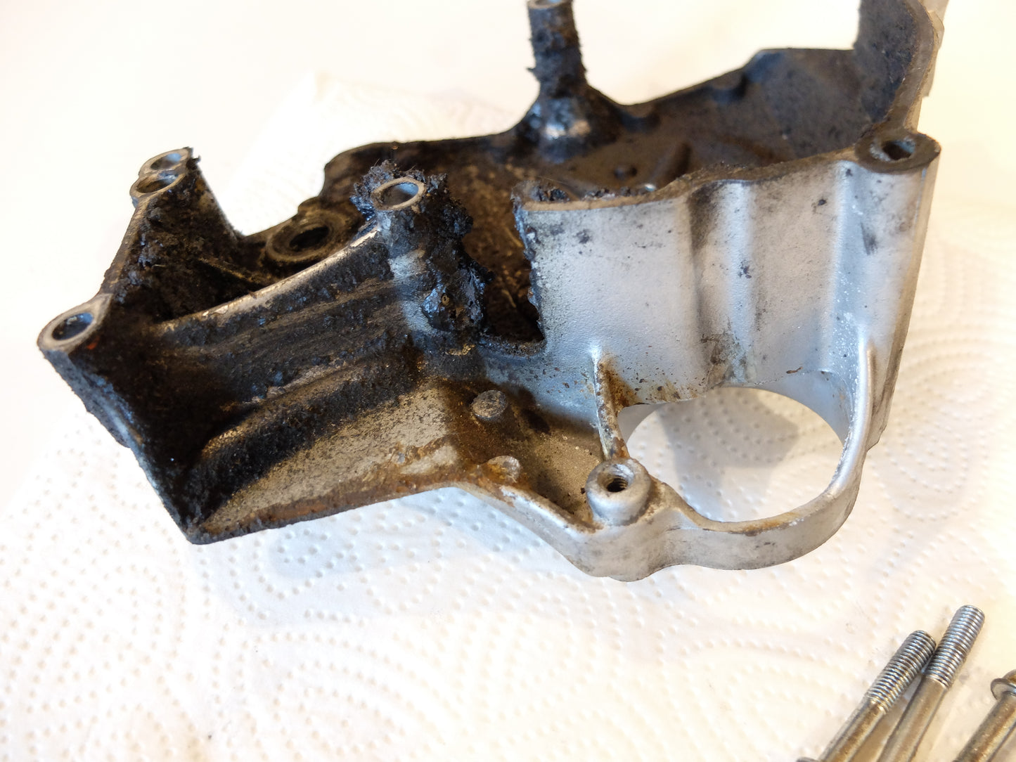 Yamaha GTS1000A 4BH Kettenritzel Abdeckung Motordeckel 3GM-15410-00