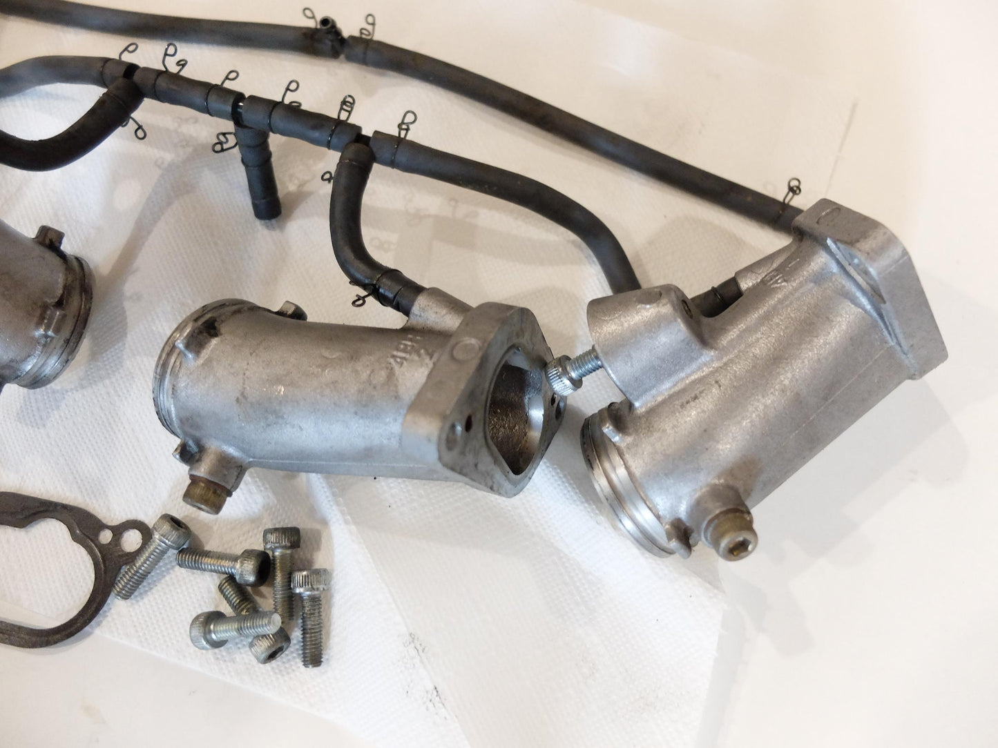 Yamaha GTS1000A 4BH Ansaugstutzen mit Unterdruckleitungen 4BH-13586-00