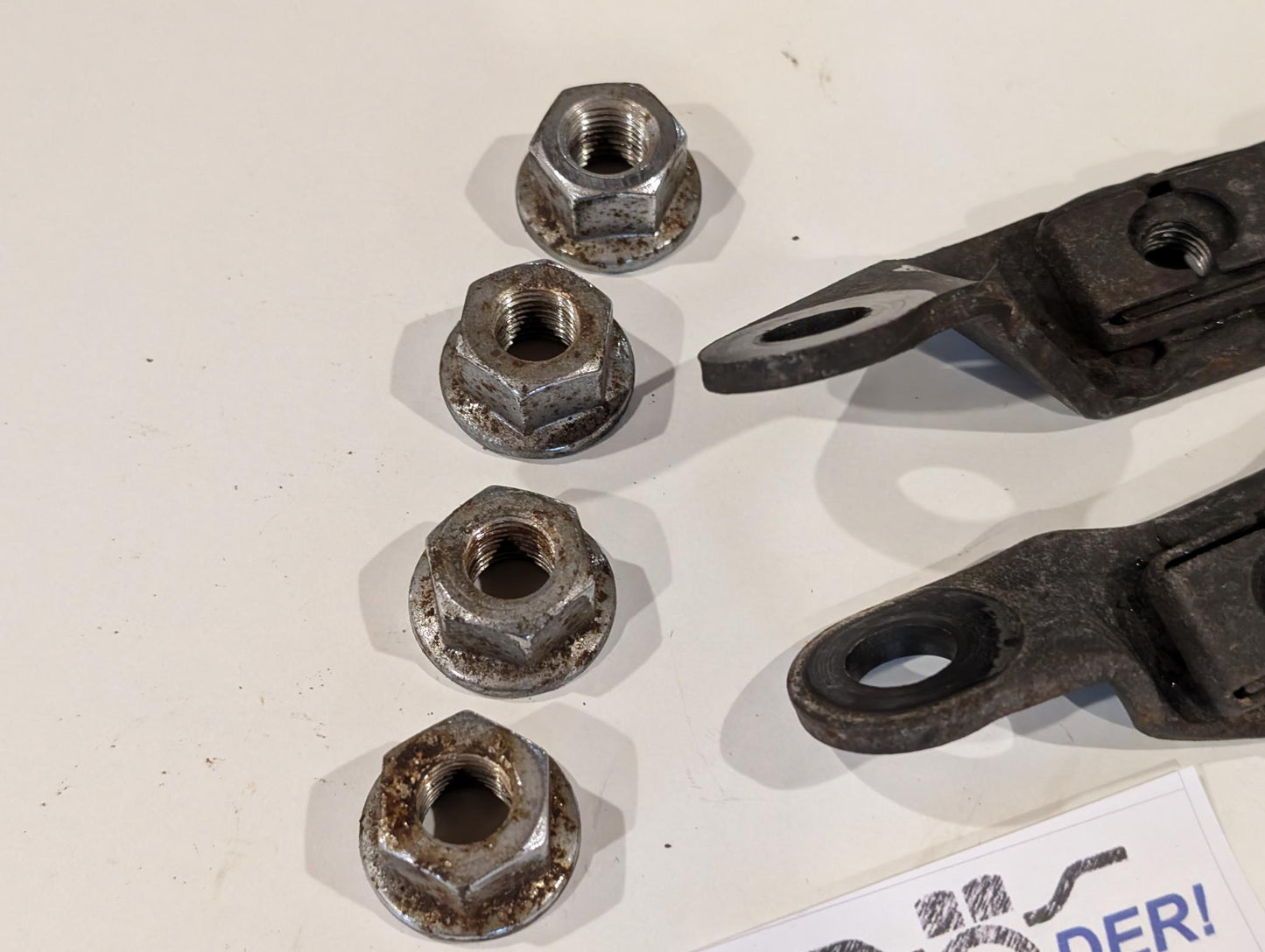 Yamaha XV750 5G5 Motorhalterungen hinten inkl. Muttern und Scheiben