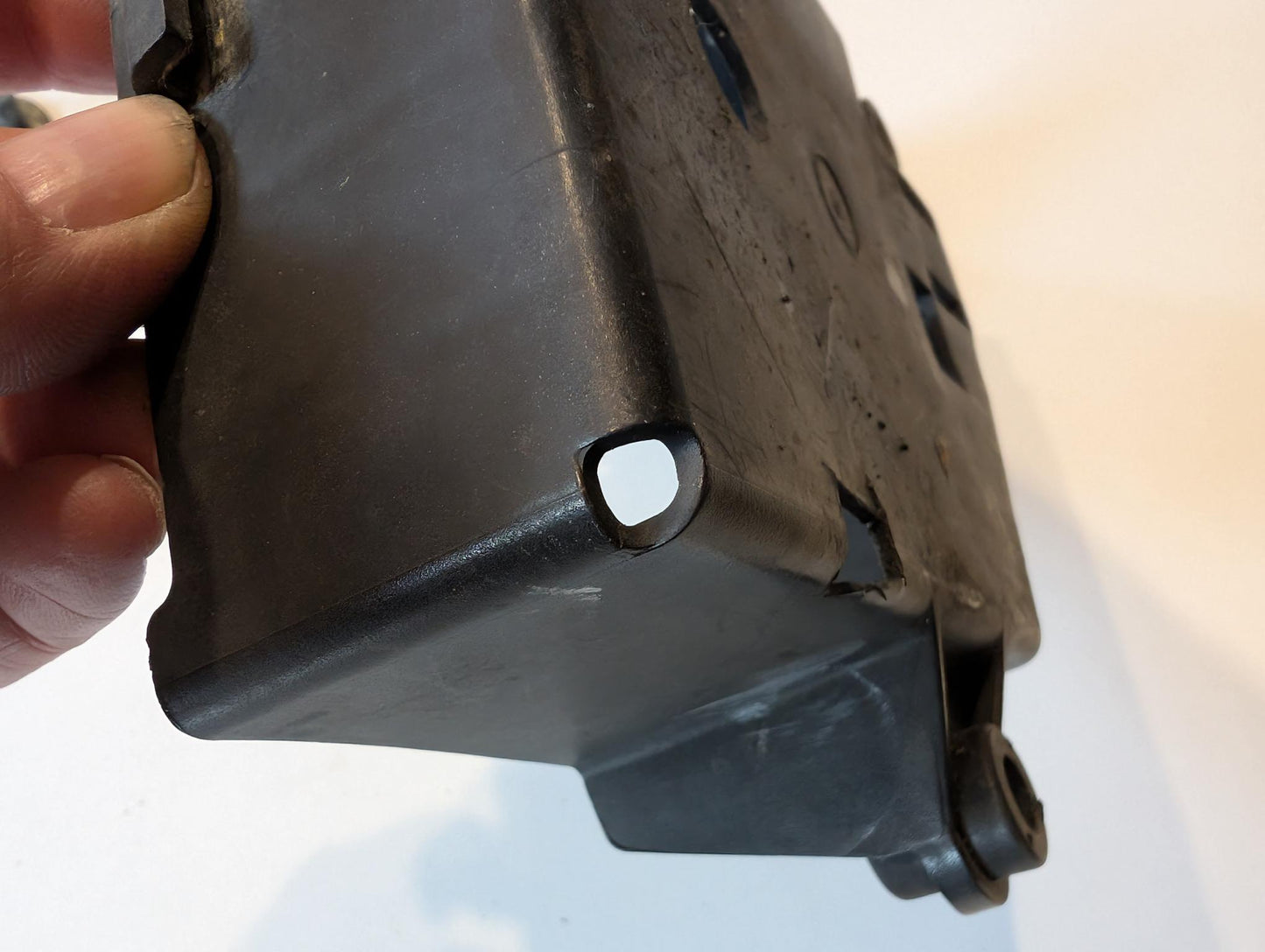 Yamaha TZR125 4FL Batteriekasten 4FL-2177G-00