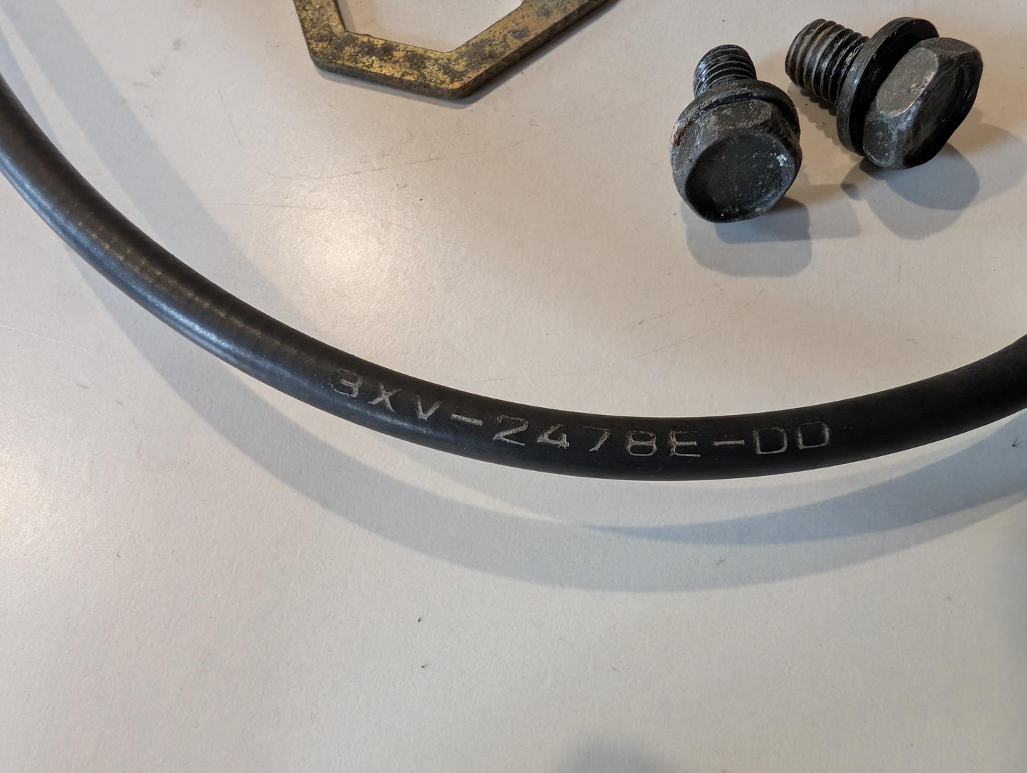 Yamaha TZR125 4FL Sitzentriegelung Sitzhaken inkl. Seilzug 50W-W247E-00