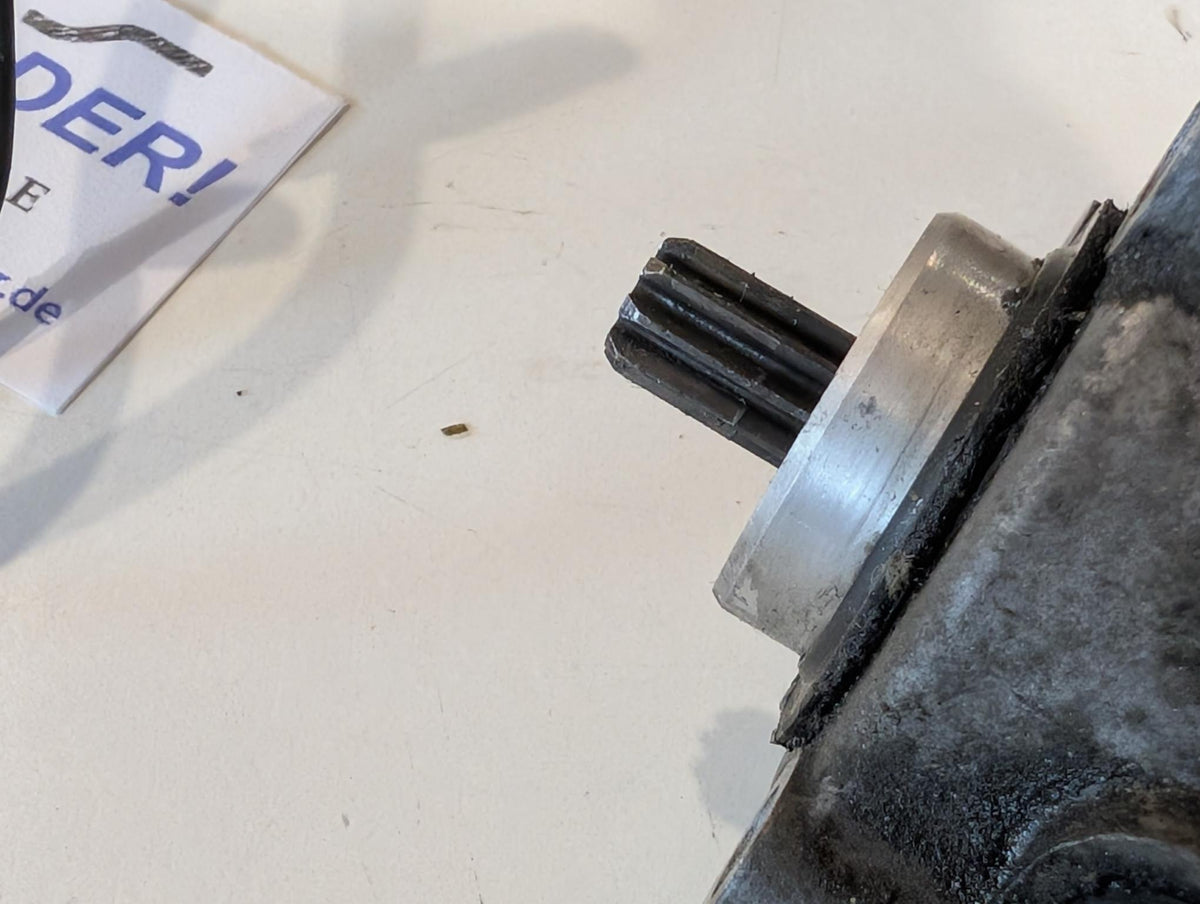 Yamaha TZR125 4FL Anlassermotor 4FL-81800-00 inkl. Anlasserrelais 4FL-81940-00