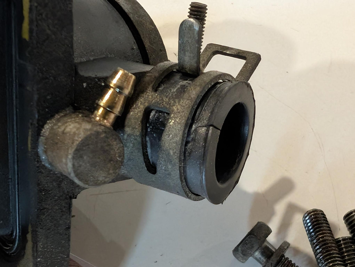 Yamaha TZR125 4FL Einlassstutzen Ansaugstutzen 4FL-13565-00, gebraucht