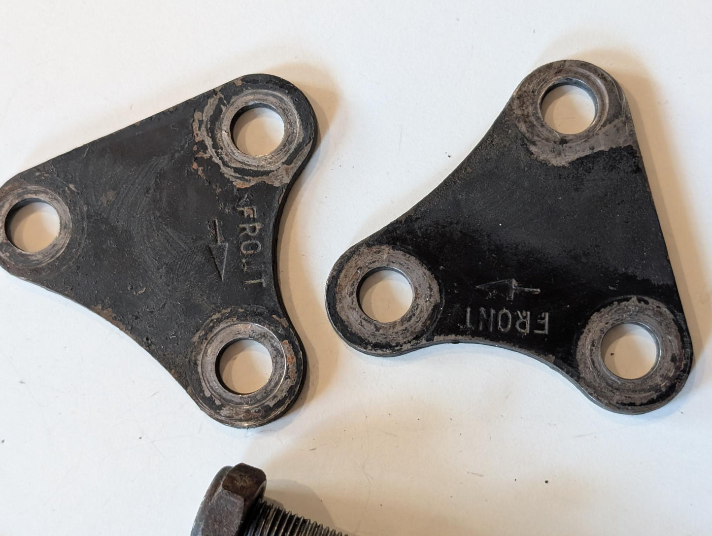 Yamaha XT550 5Y3 Motorhalter oben inkl. Schrauben 5Y1-21315-01