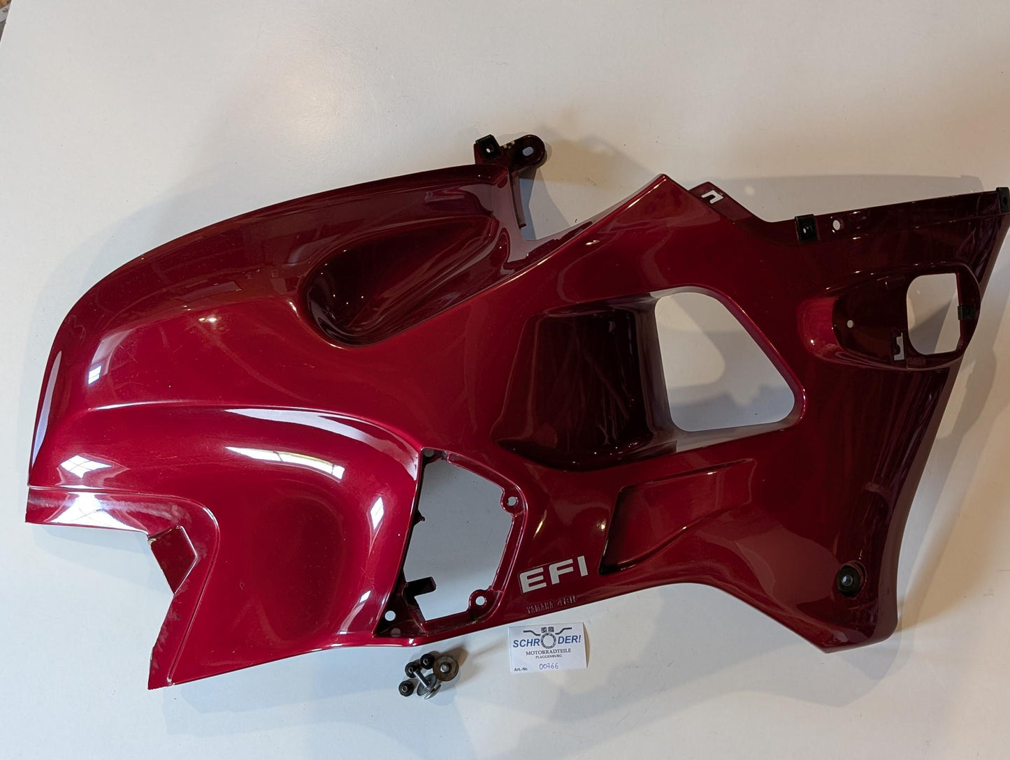 Yamaha GTS1000A 4BH Seitenverkleidung rechts rot 4BH-2835K-00, gebraucht