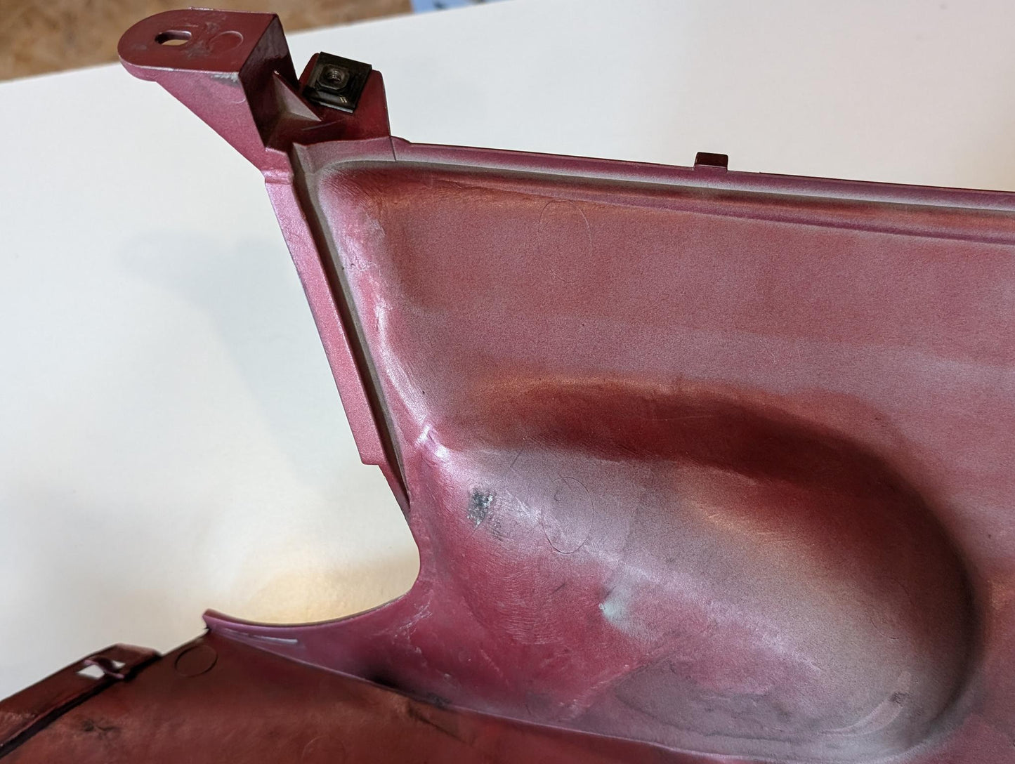 Yamaha GTS1000A 4BH Seitenverkleidung rechts rot 4BH-2835K-00, gebraucht