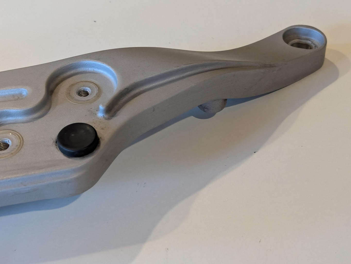 Yamaha GTS1000A 4BH Konsole Auspuff Fussraste Koffer links 4BH-27442-00 gebraucht