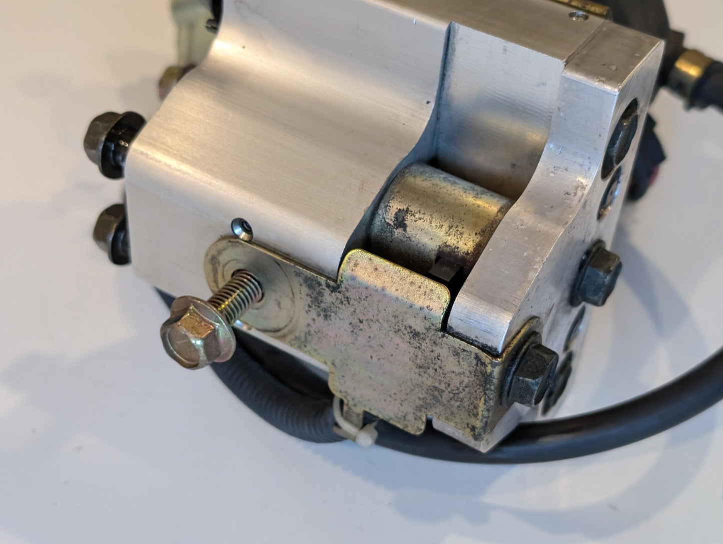 Yamaha GTS1000A 4BH ABS-Hydroaggregat ABS-Gerät 4FE-85930-00 gebraucht