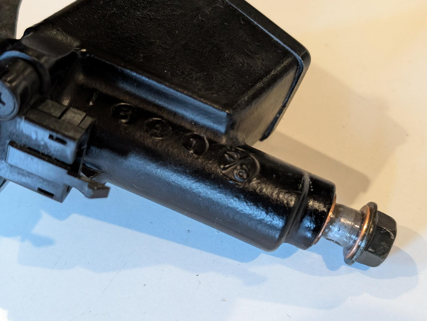 Yamaha GTS1000A 4BH Kupplungsgeberzylinder 3SD-25870-11 gebraucht