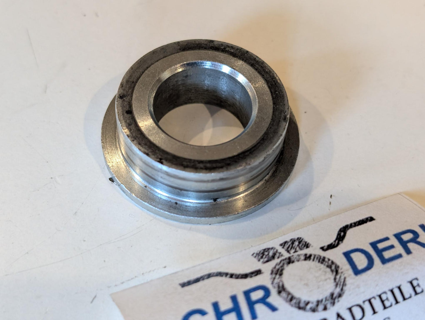Yamaha GTS1000A 4BH Distanzhülse Hinterradachse an Kettenradträger 90387-203X0 gebraucht
