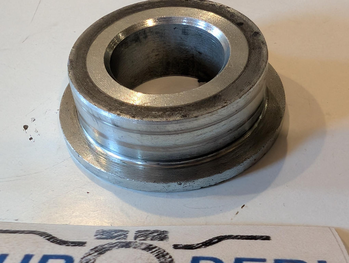 Yamaha GTS1000A 4BH Distanzhülse Hinterradachse an Kettenradträger 90387-203X0 gebraucht