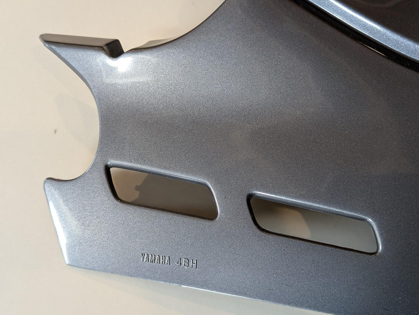 Yamaha GTS1000A 4BH untere Motorverkleidung rechts 4BH-28395-00 gebraucht