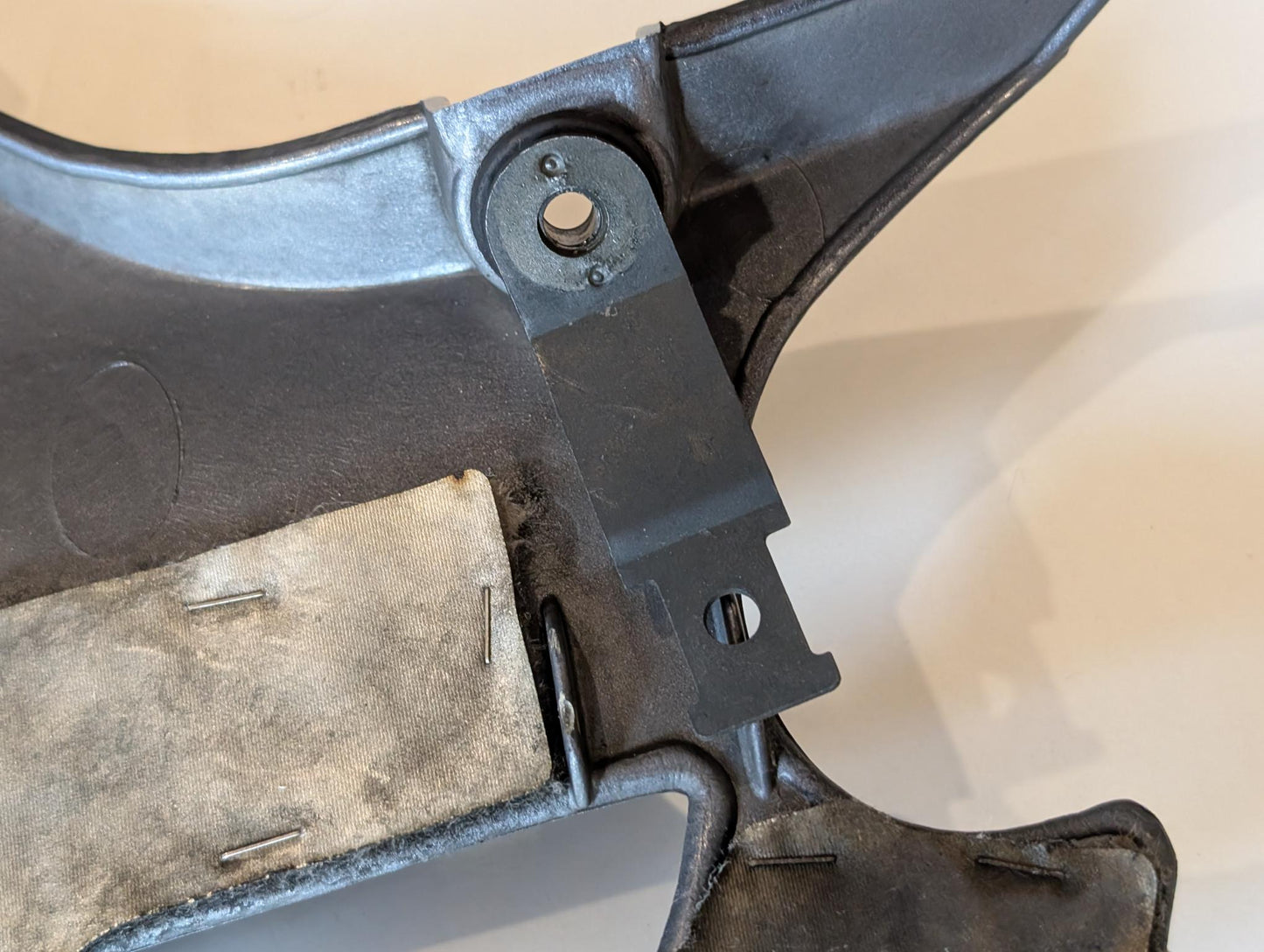 Yamaha GTS1000A 4BH untere Motorverkleidung rechts 4BH-28395-00 gebraucht