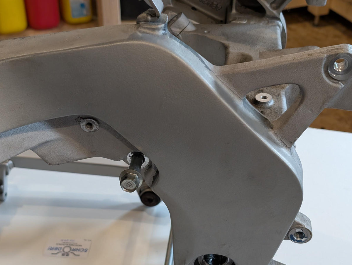 Yamaha GTS1000A 4BH Hauptrahmen Omega Chassis 4BH-21110-00 mit Zulassungsbescheinigung Teil I und II gebraucht