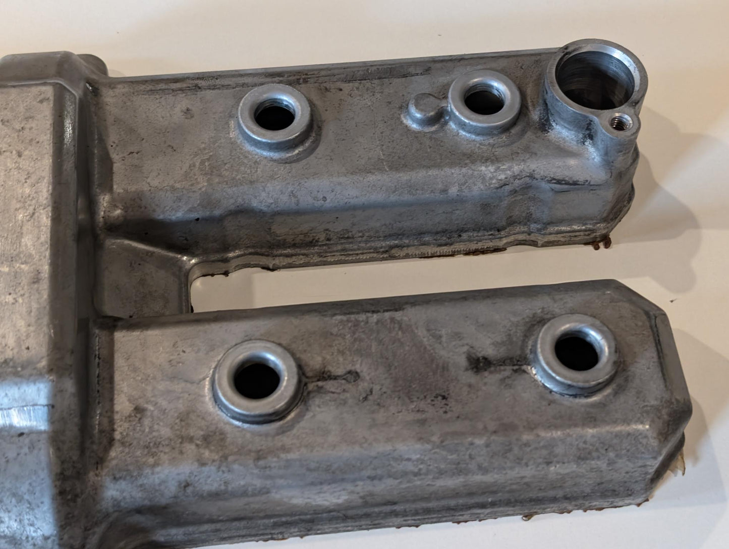 Yamaha GTS1000A 4BH Zylinderkopfdeckel 4BH-11191-00 gebraucht