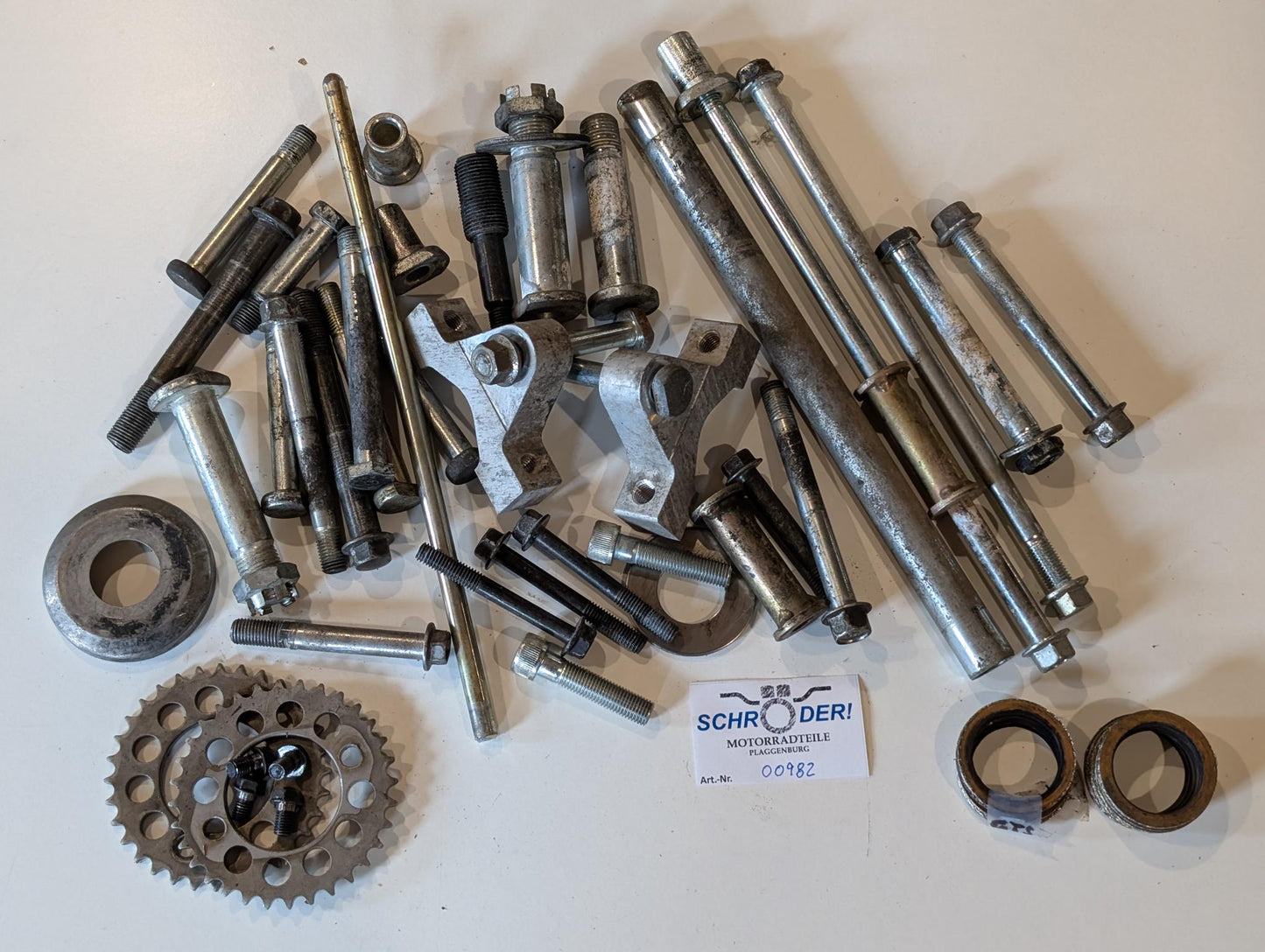 Yamaha GTS1000A 4BH Einzelabgabe Restteile Kleinteile Gummis Schrauben Halter Leitungen Schläuche gebraucht