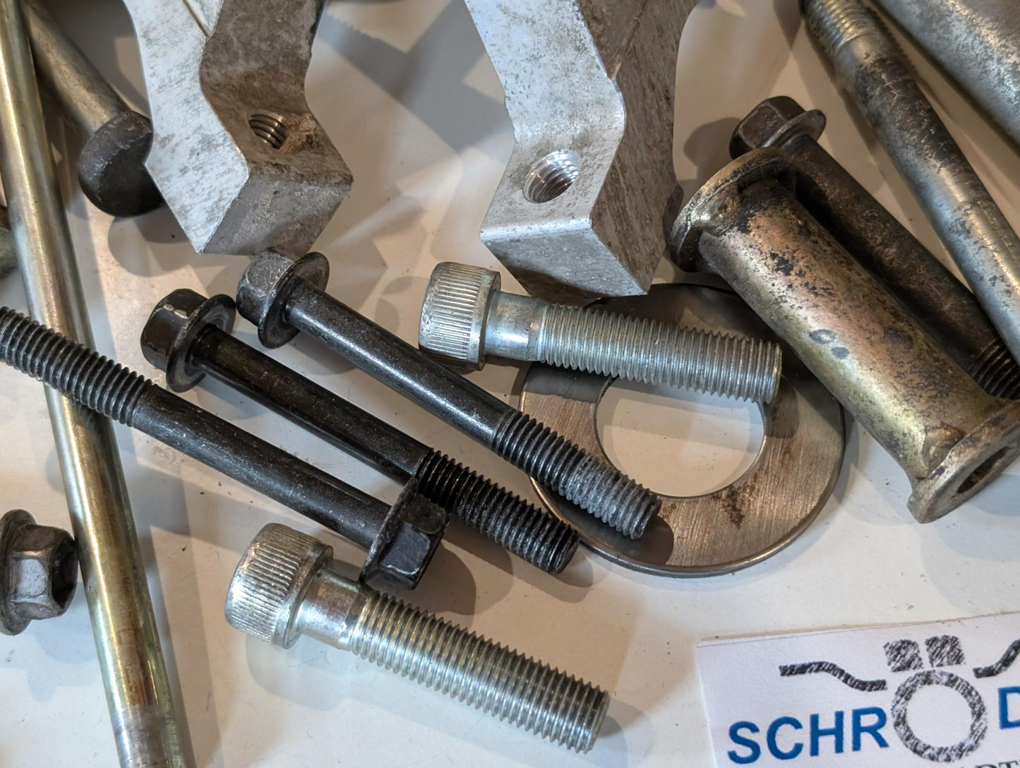 Yamaha GTS1000A 4BH Einzelabgabe Restteile Kleinteile Gummis Schrauben Halter Leitungen Schläuche gebraucht