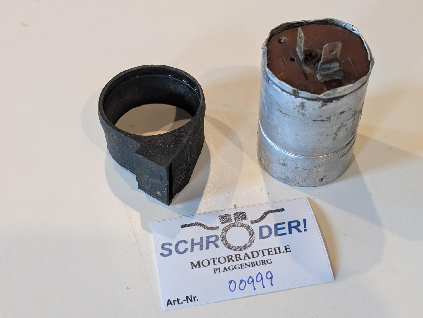Yamaha DT175MX 2K4 Blinkerrelais 6V inkl. Gummihalter, gebraucht