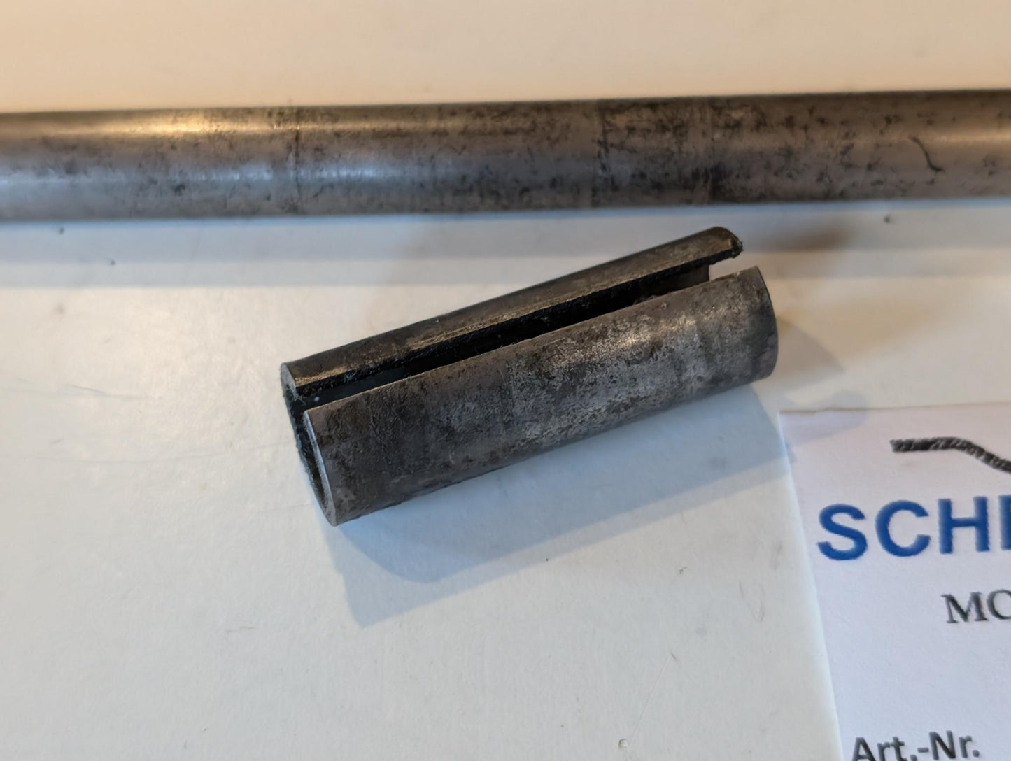 Yamaha DT175MX 2K4 Vorderradachse Vorderachse mit Hülse, gebraucht