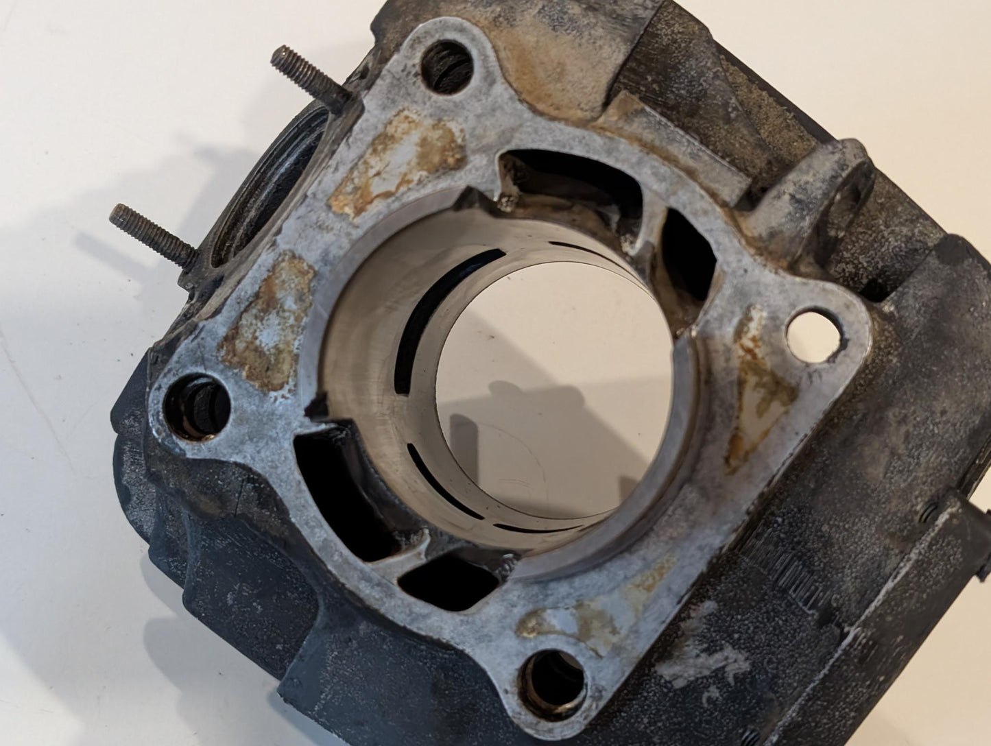 Yamaha DT175MX 2K4 Zylinder 2A700 inkl. Kolben und Bolzen, gebraucht