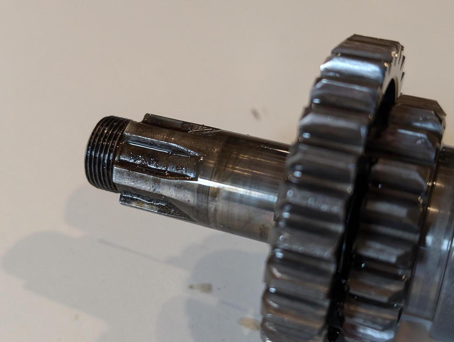 Yamaha DT175MX 2K4 Getriebeausgangswelle Ritzelmutter, gebraucht