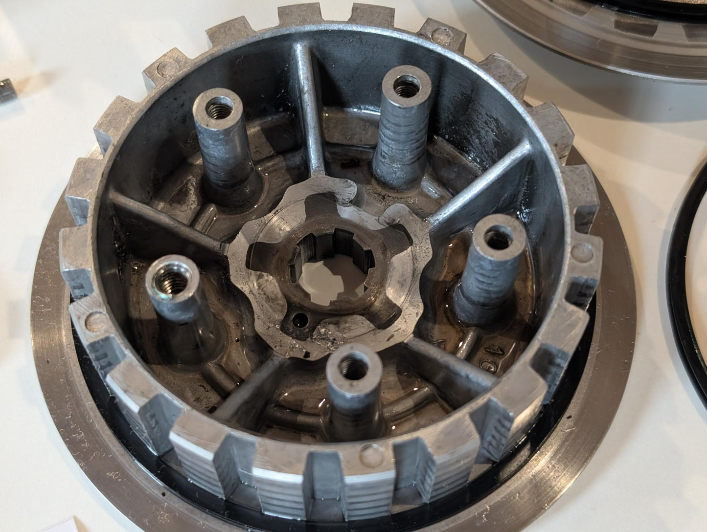 Yamaha DT175MX 2K4 Kupplungskorb Primärantrieb Druckplatte Kupplung, gebraucht