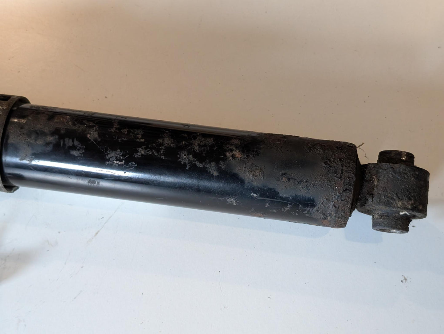 Yamaha DT175MX 2K4 Federbein Stoßdämpfer hinten Hinterrad Schwinge, gebraucht