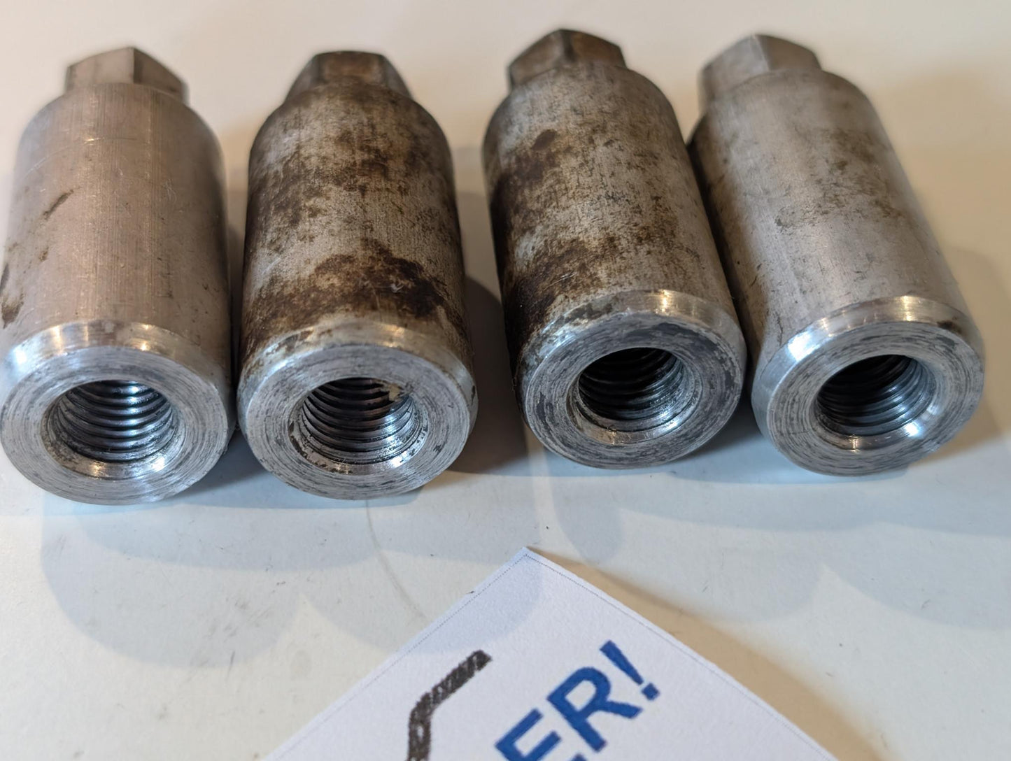 Yamaha DT175MX 2K4 Schrauben Schraubhülsen Zylinder, gebraucht