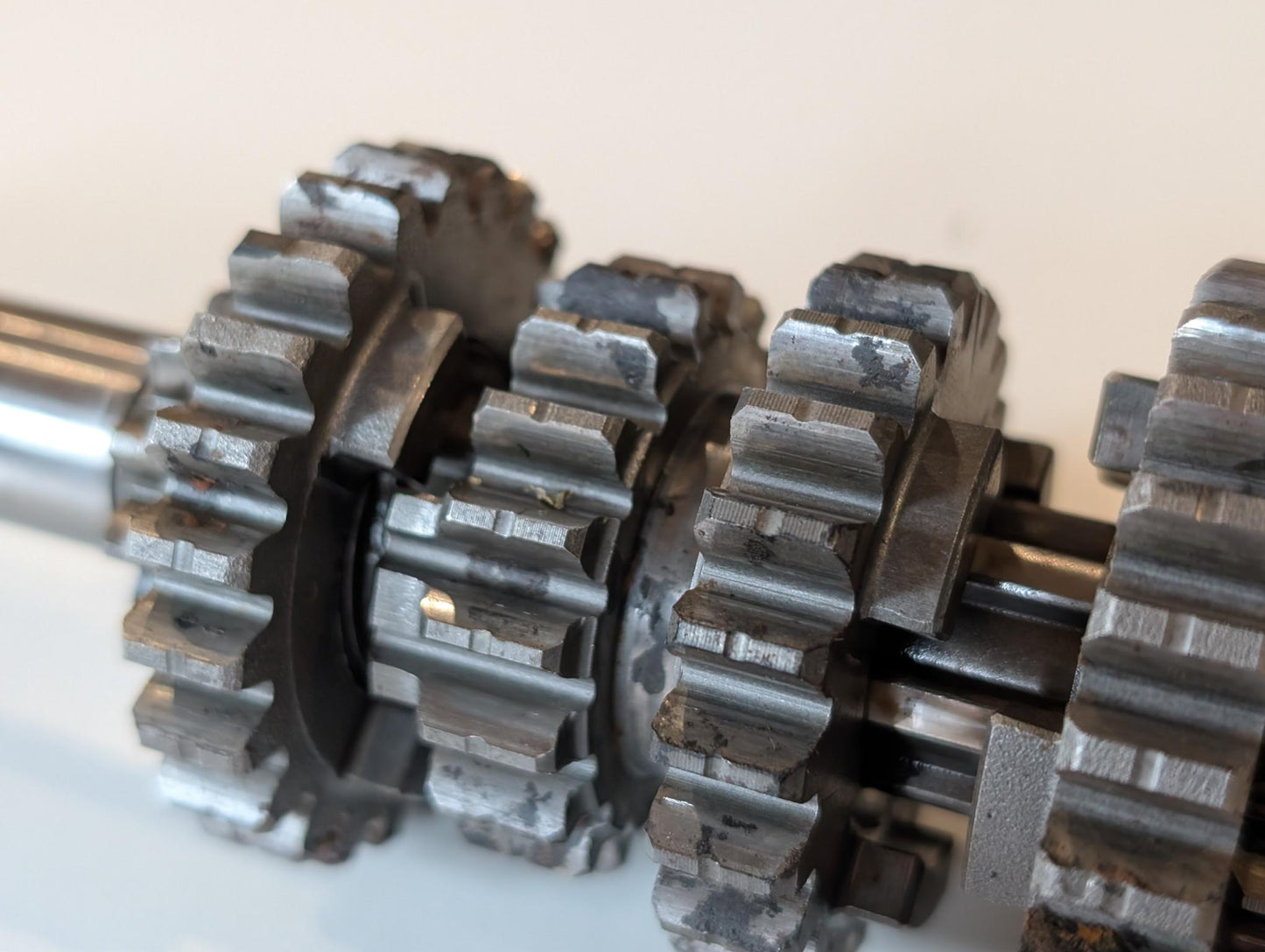 Yamaha DT175MX 2K4 Hauptgetriebewelleneinheit Haupt-Getriebewelle, gebraucht