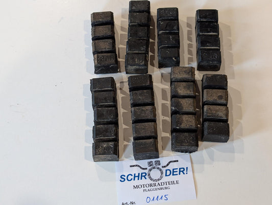 Yamaha DT175MX 2K4 Gummidämpfer Vibrationsdämpfer Stabilisatoren Abstandhalter Gummis Zylinder, gebraucht