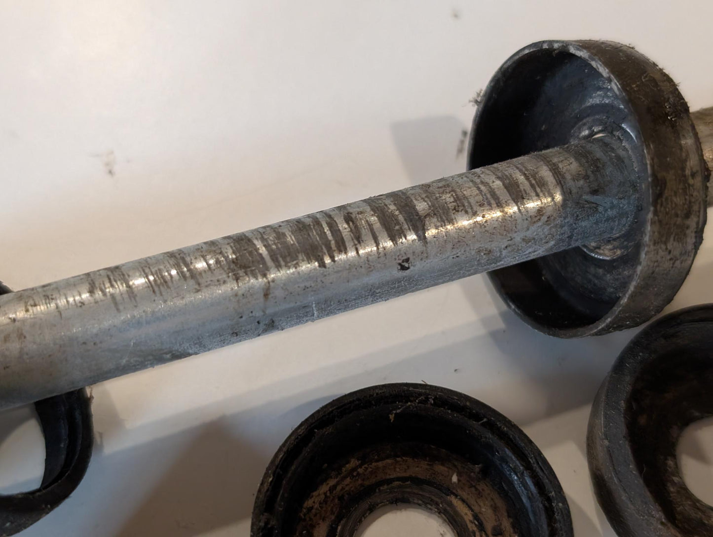 Yamaha DT175MX 2K4 Schwingenachse Kettenspanner Kettenführung, gebraucht