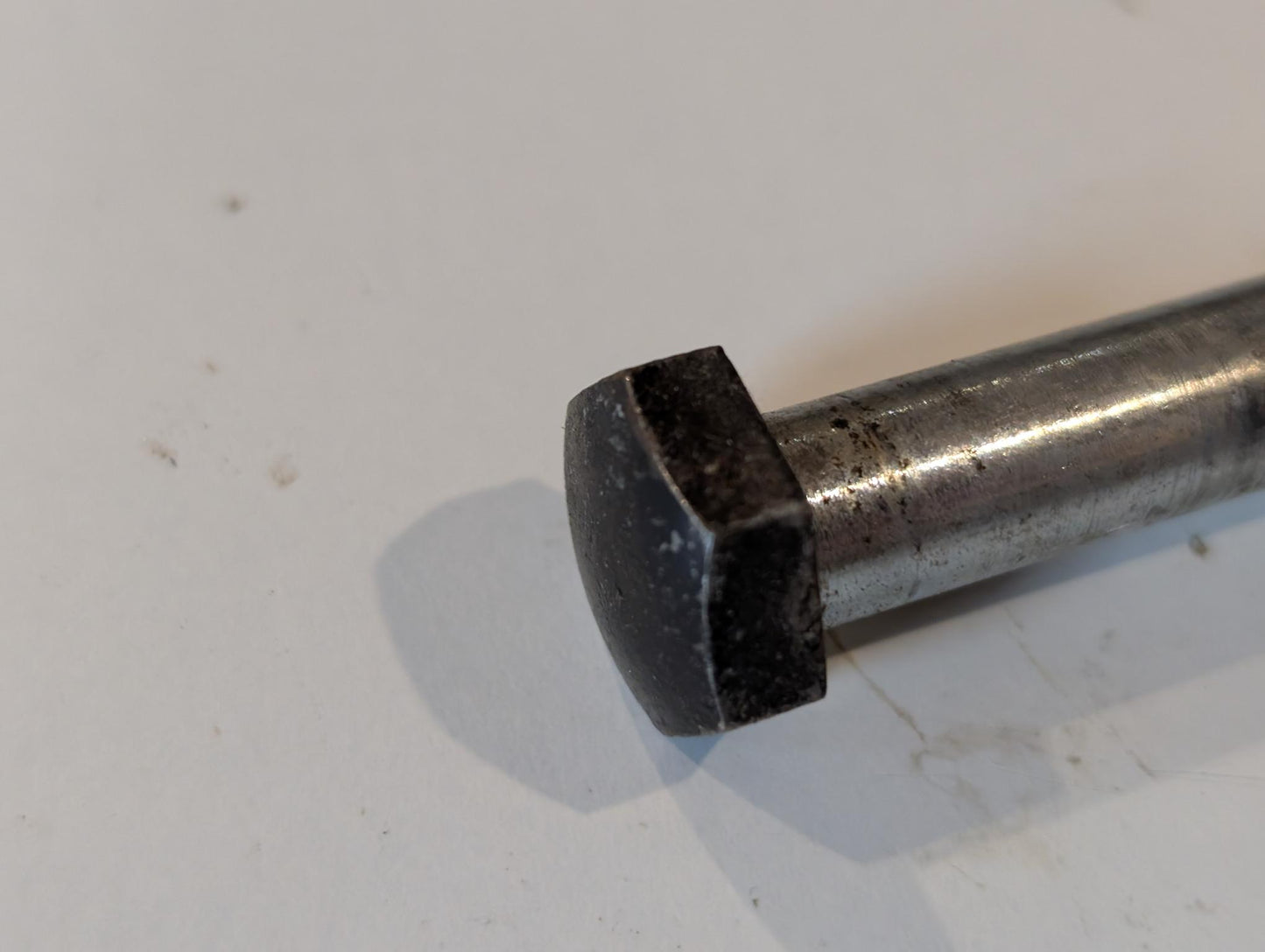 Yamaha DT175MX 2K4 Schwingenachse, gebraucht